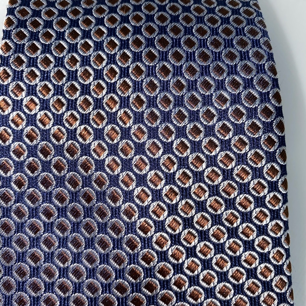 ✨SOLD Bruno Marchesi silk tie - Picture 2 of 3